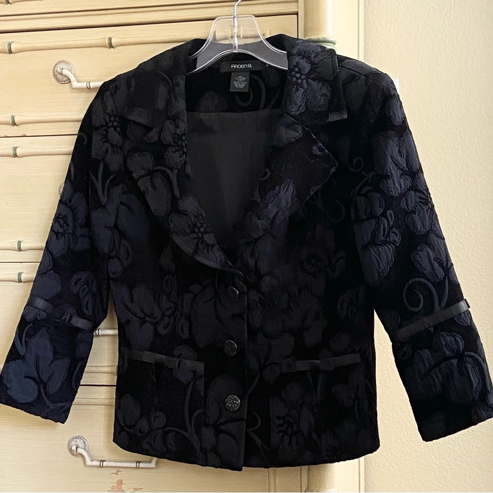 Chic Gothic Victorian Vampire Styled Black Brocade Jacket Blazer Halloween